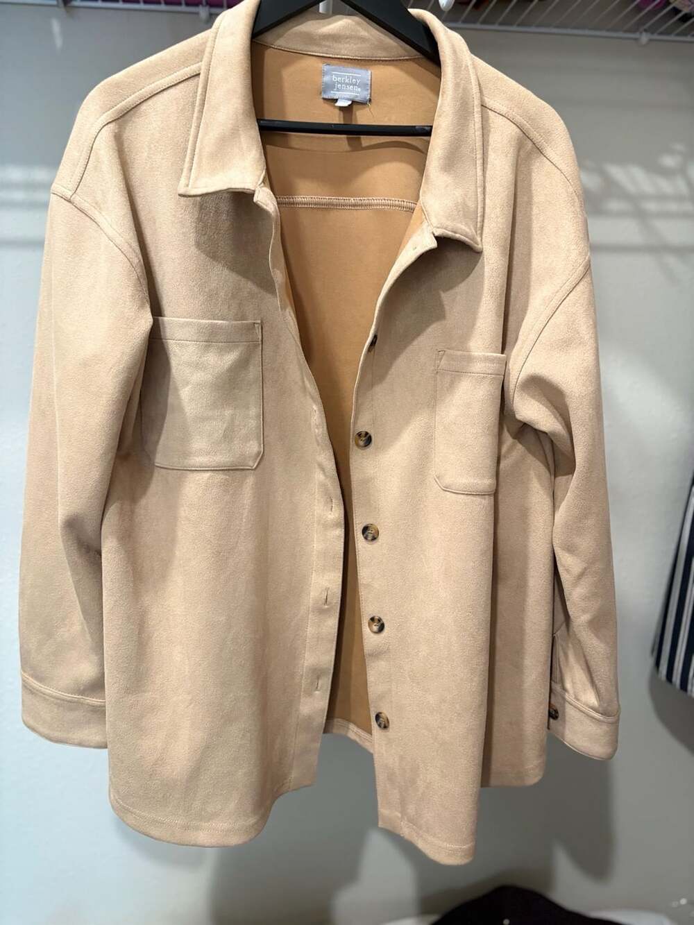 Berkley Jensen Beige Faux Suede Shacket XXL